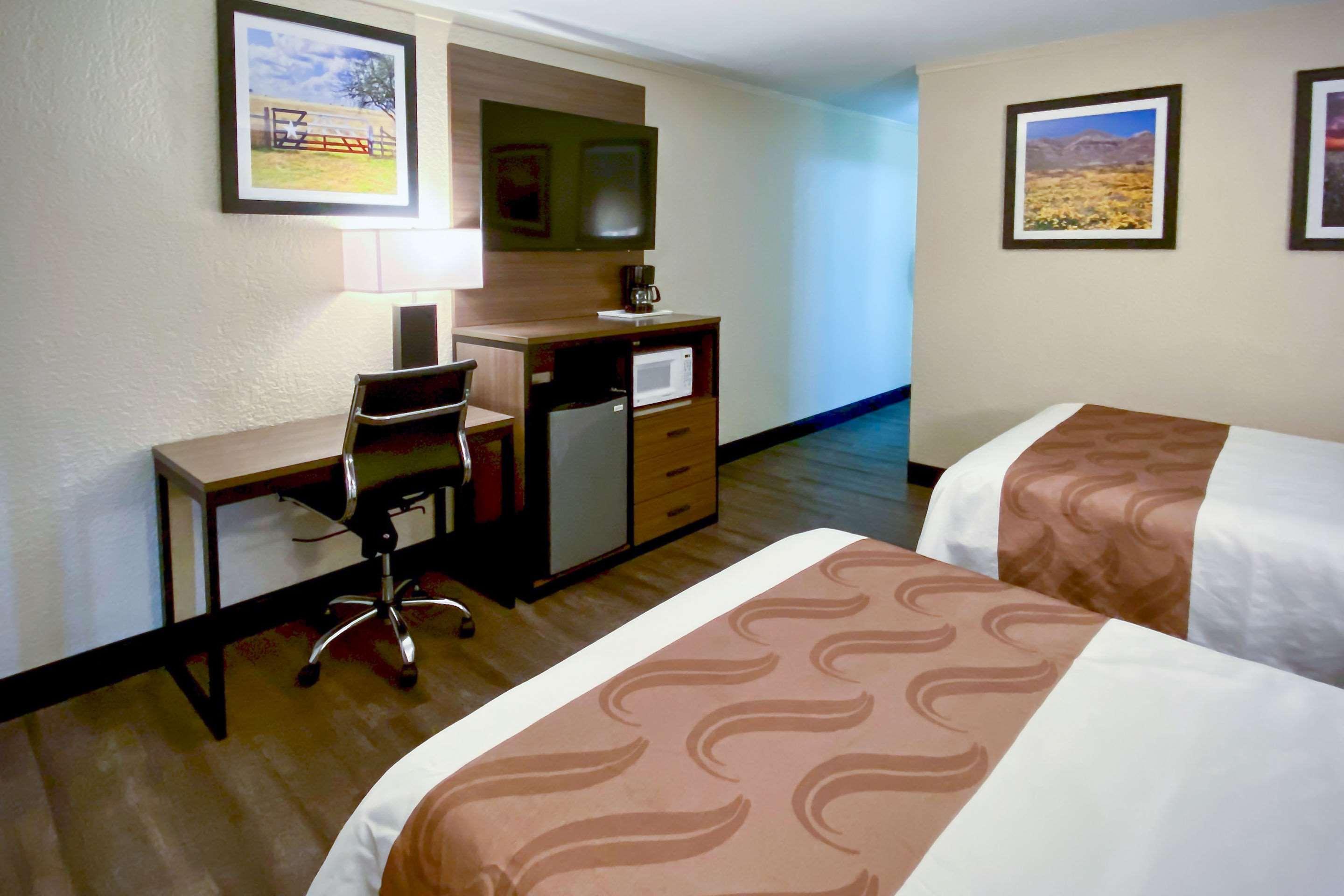 Quality Inn & Suites Airport El Paso Exterior foto