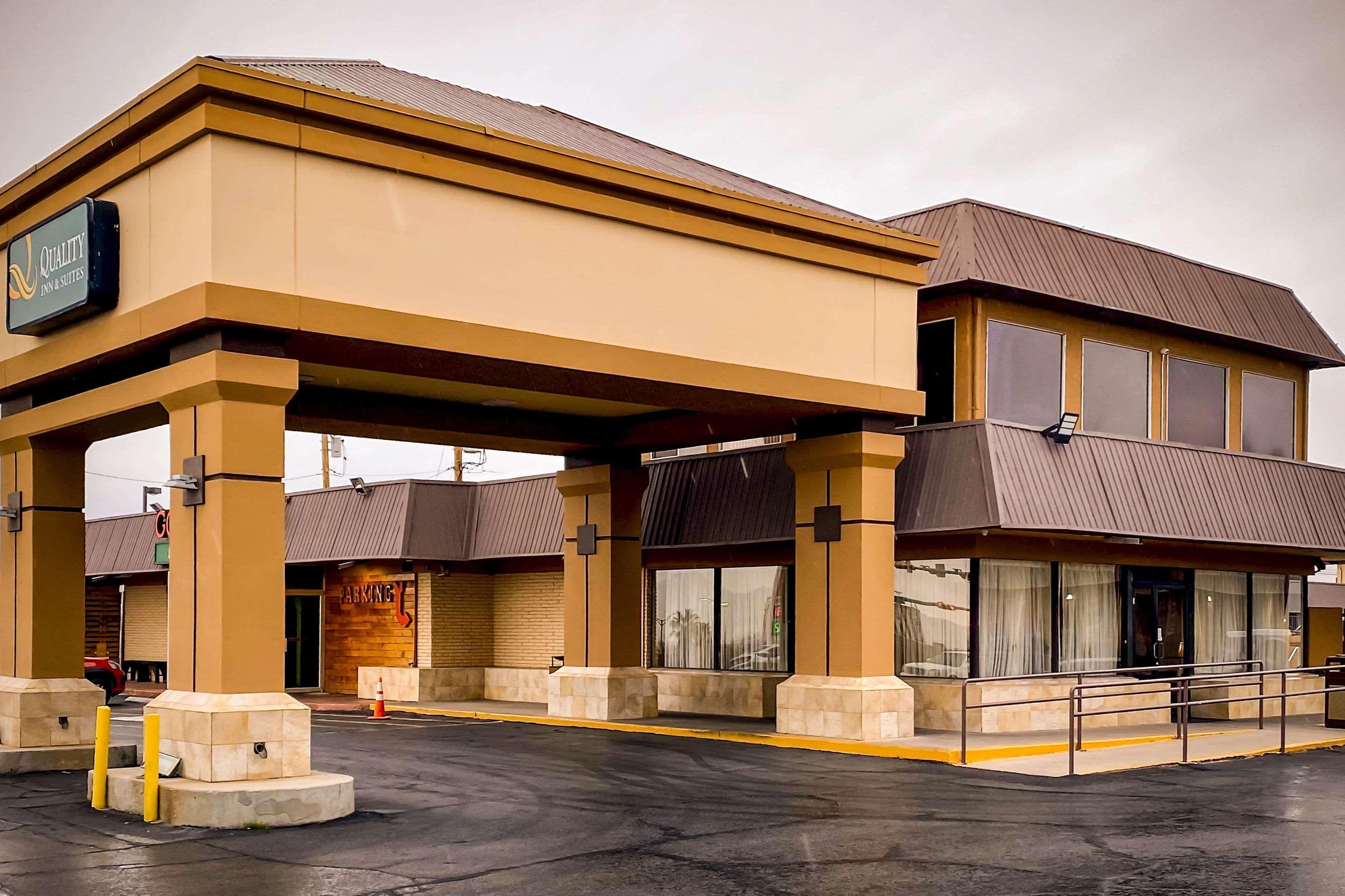 Quality Inn & Suites Airport El Paso Exterior foto