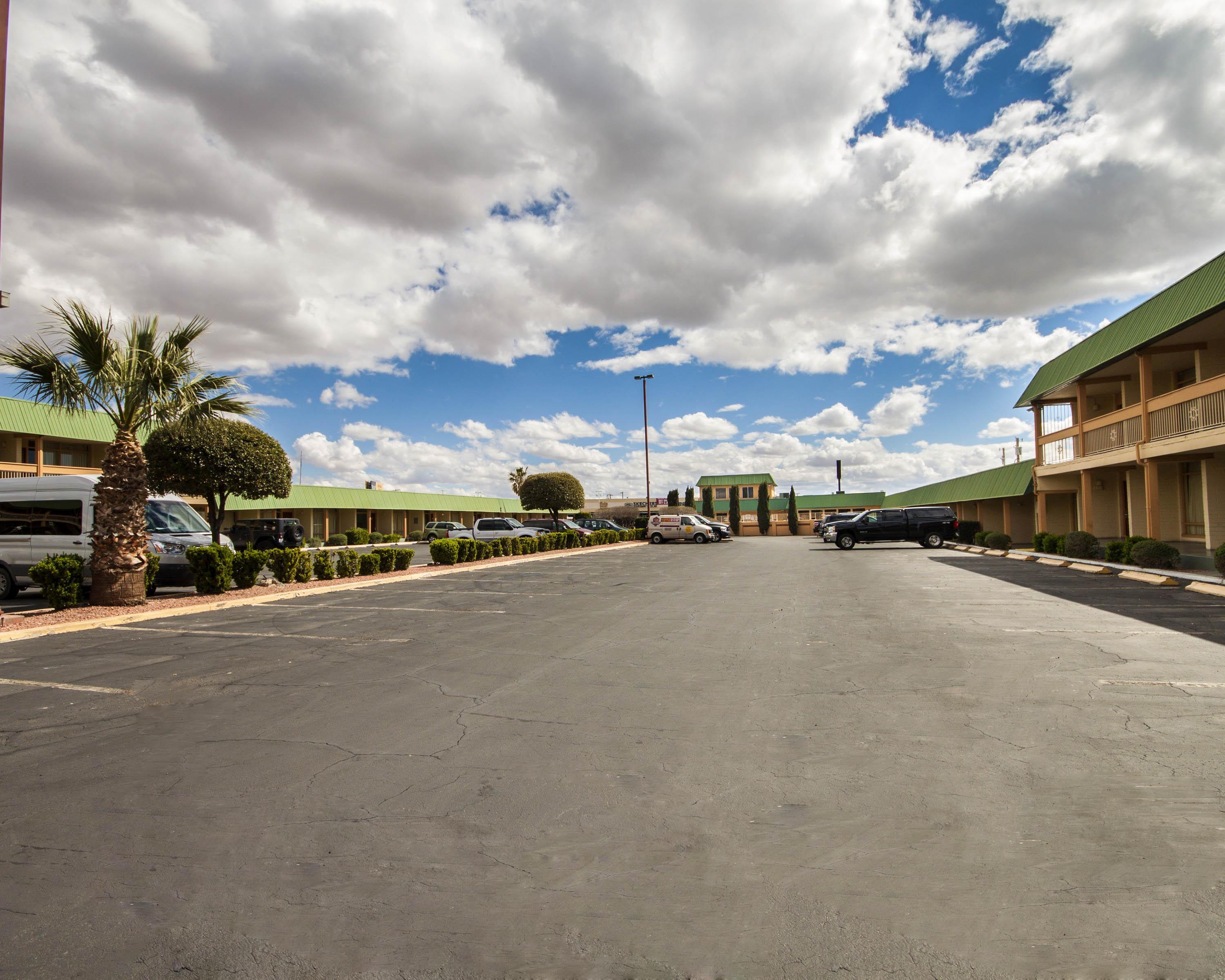Quality Inn & Suites Airport El Paso Exterior foto