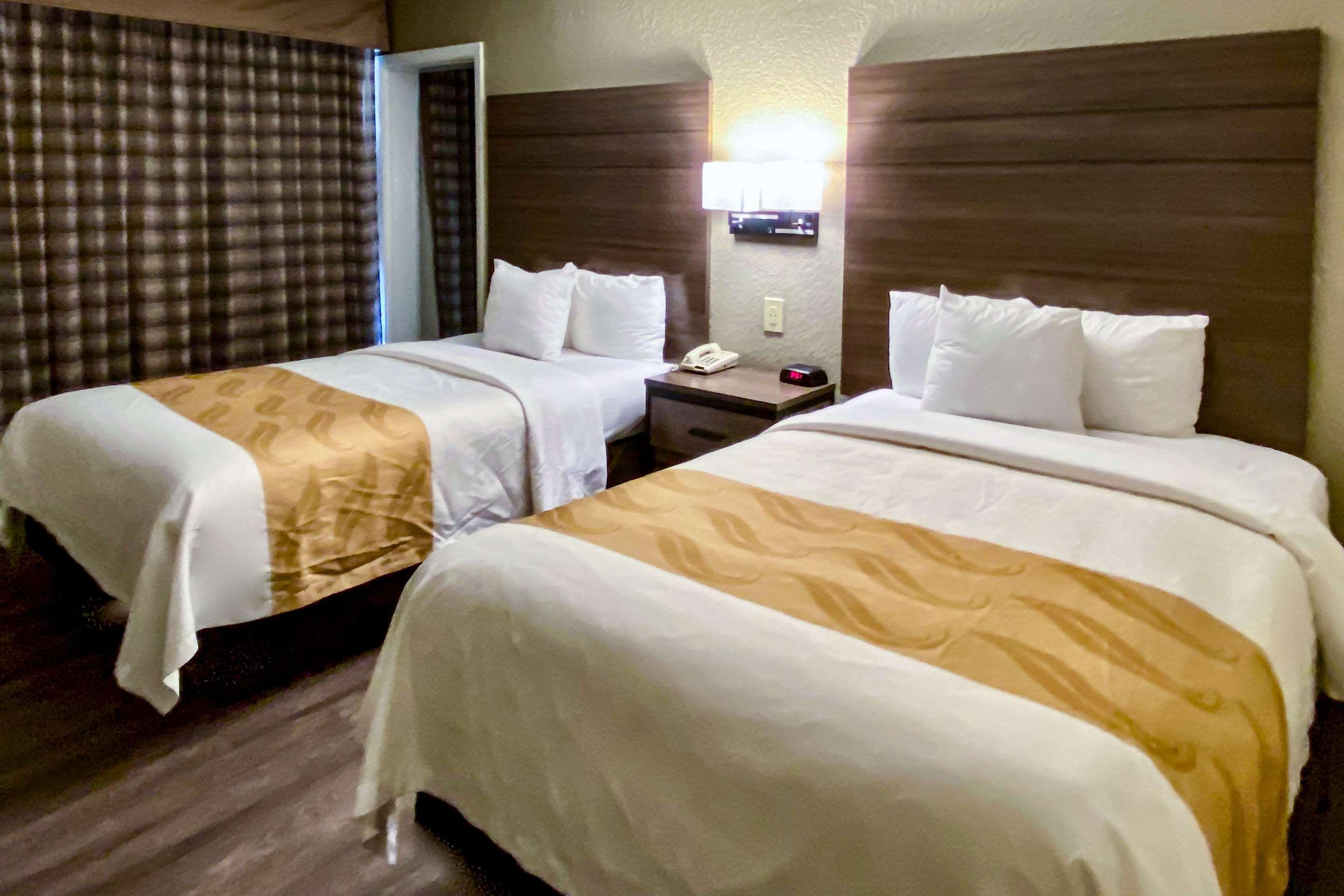 Quality Inn & Suites Airport El Paso Exterior foto
