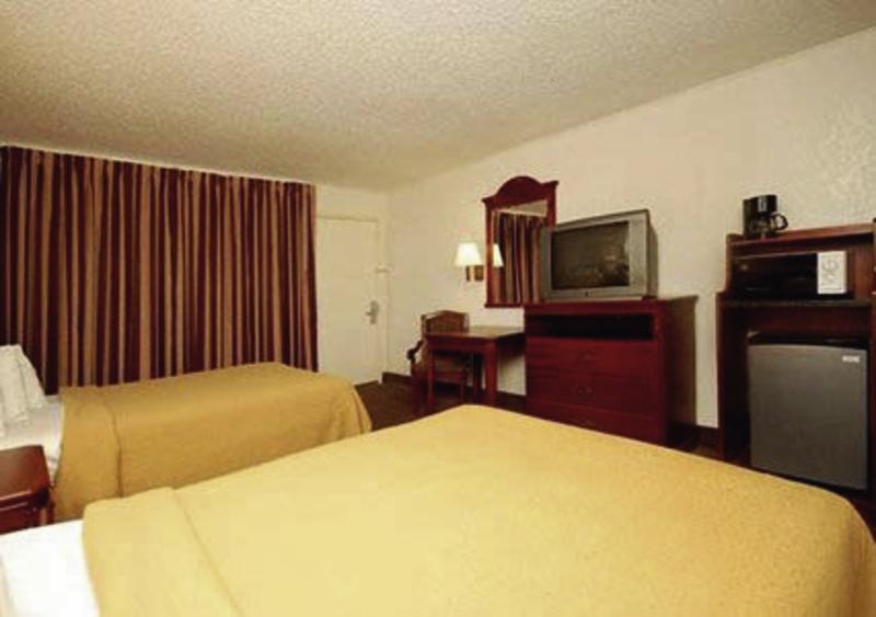 Quality Inn & Suites Airport El Paso Exterior foto