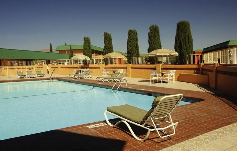Quality Inn & Suites Airport El Paso Exterior foto