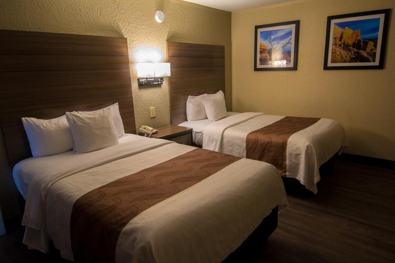 Quality Inn & Suites Airport El Paso Exterior foto