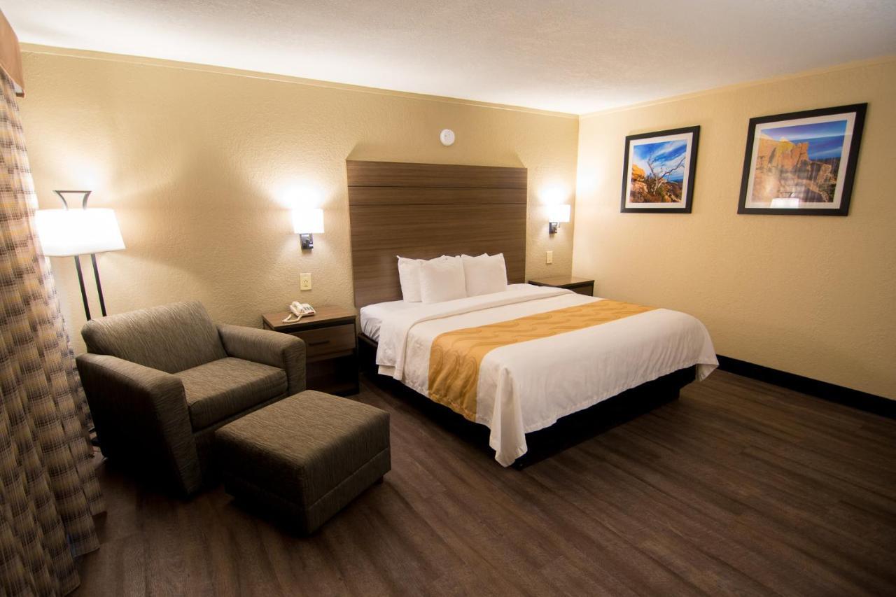 Quality Inn & Suites Airport El Paso Exterior foto